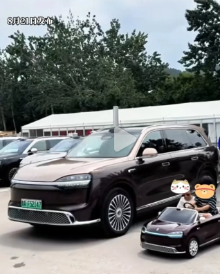 赛力斯离开华为	，慢慢回到了他的来时路：东风小康！